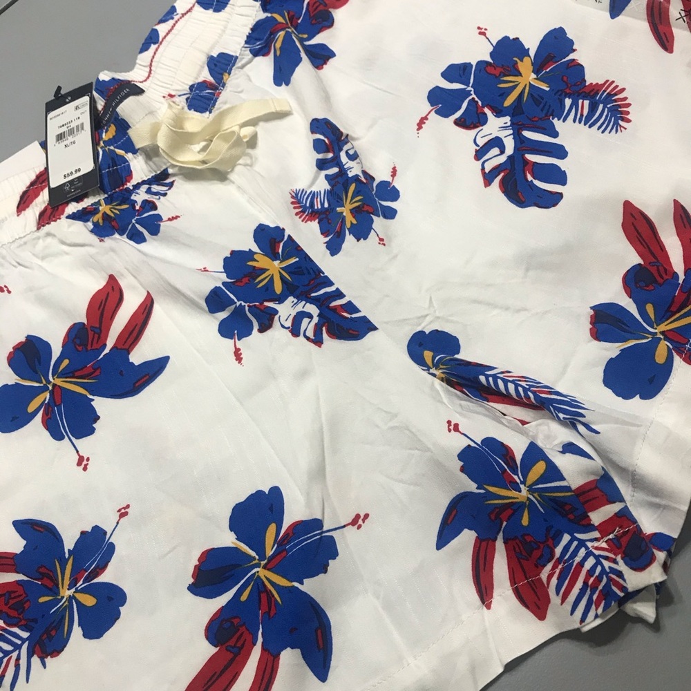 Tommy Hilfiger Women Short